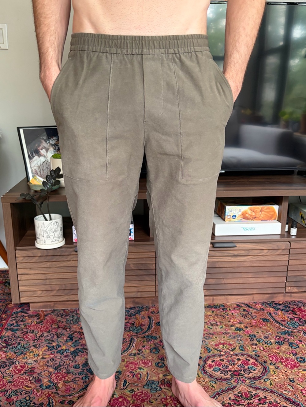 lululemon Men’s Utilitech Pull-On Relaxed Fit Pant
